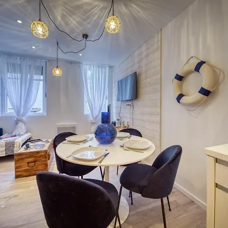Le Rendezvous Au Bord Du Titanic Grenoblois Apartmán