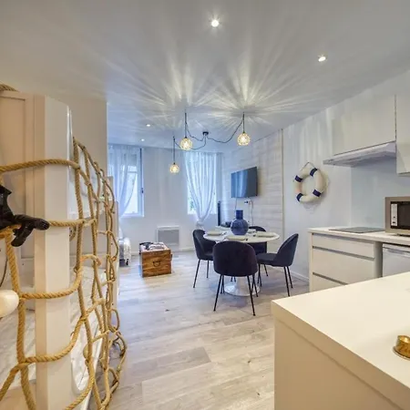 Le Rendezvous Au Bord Du Titanic Grenoblois Apartmán